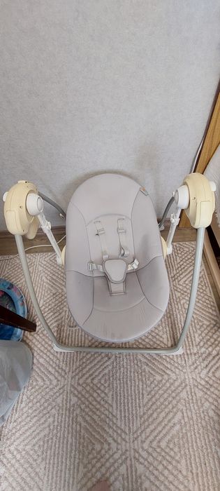 Гойдалка-шезлонг для немовлят