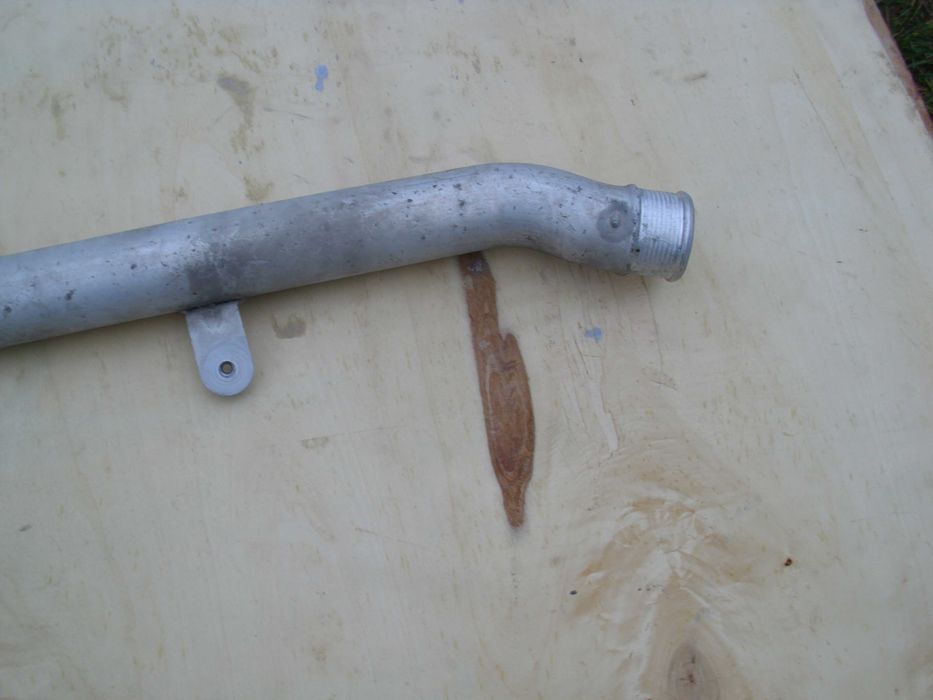 Rura przewód intercoolera Audi Q7,Q8,Touareg Porsche Cayenne