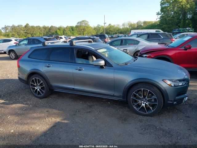 2020 Volvo v90 CROSS COUNTRY t6