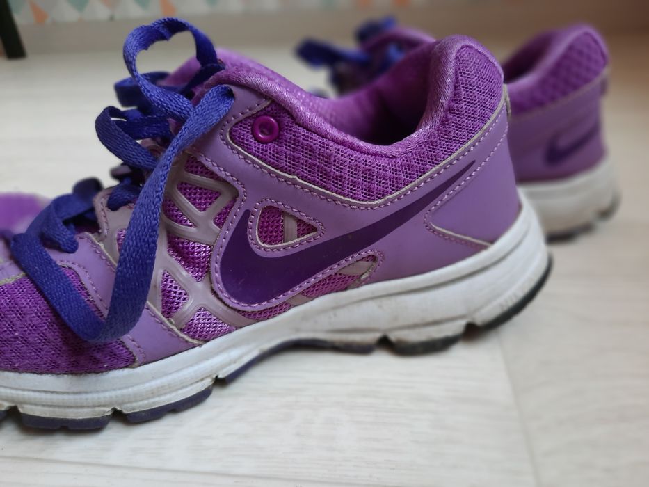 кросівки Nike р.38.5, 24.5 см