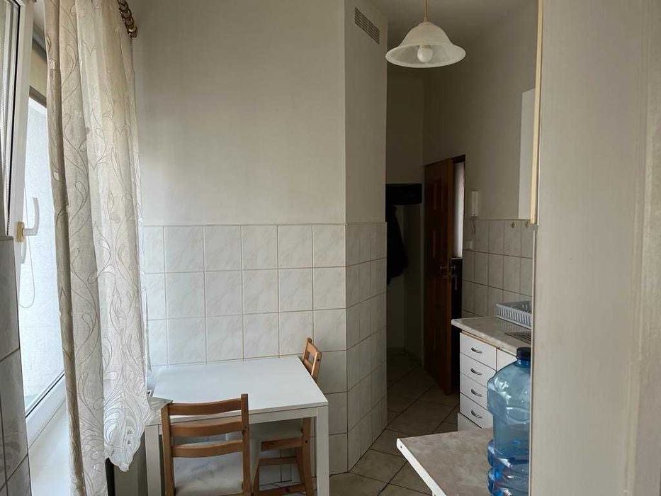 Do wynajęcia od zaraz kawalerka obok CH Panorama