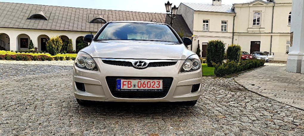Rezerwacja +rezerwacja+