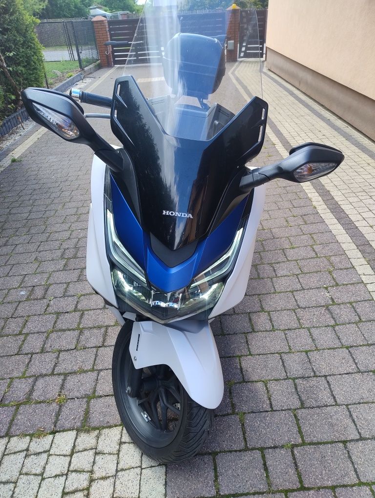 Skuter Honda Forza zarejestrowana ładna