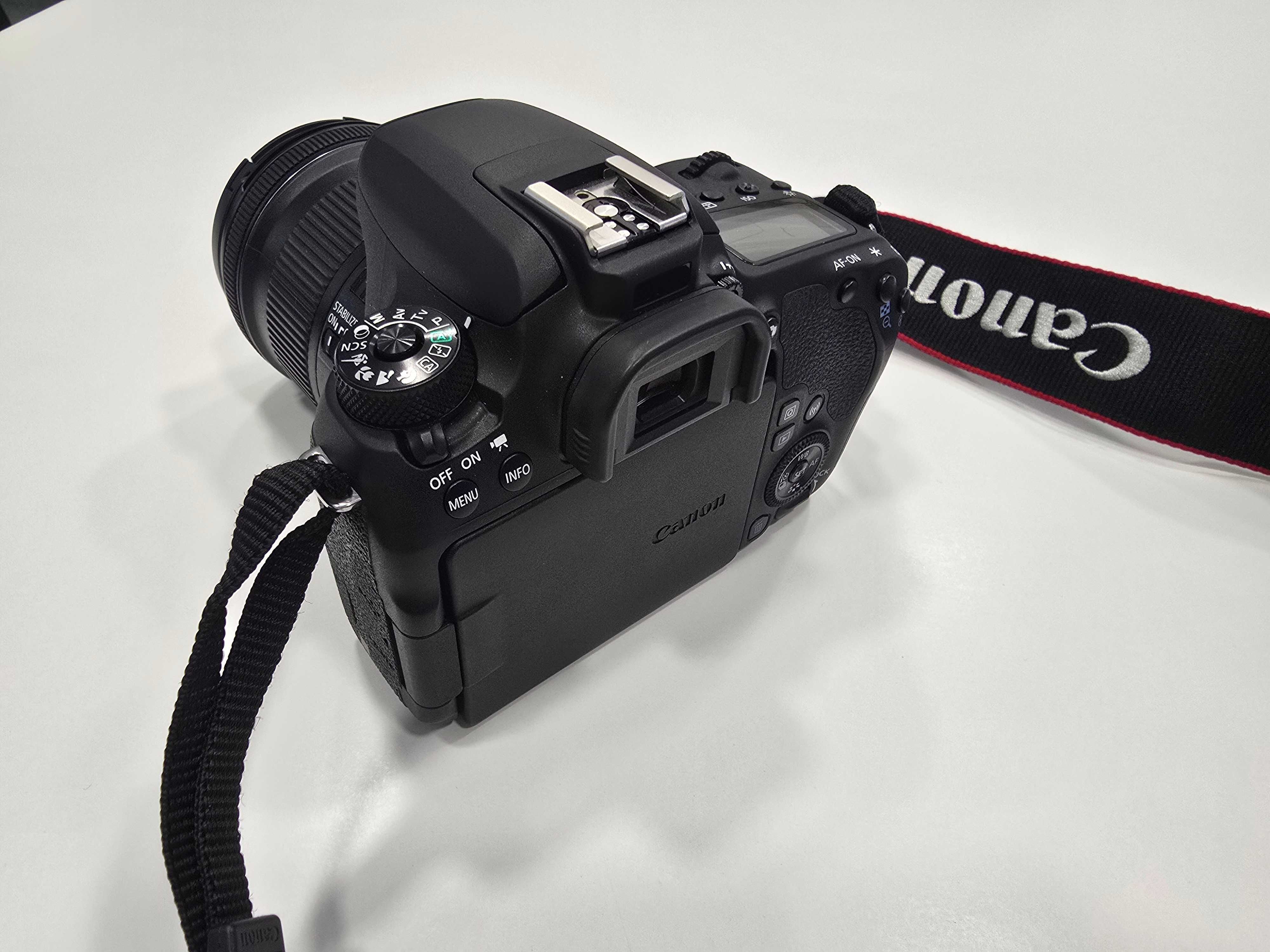 Canon EOS 77D com Lentes 10-18mm, 18-55mm e Bolsa – Excelente Estado!