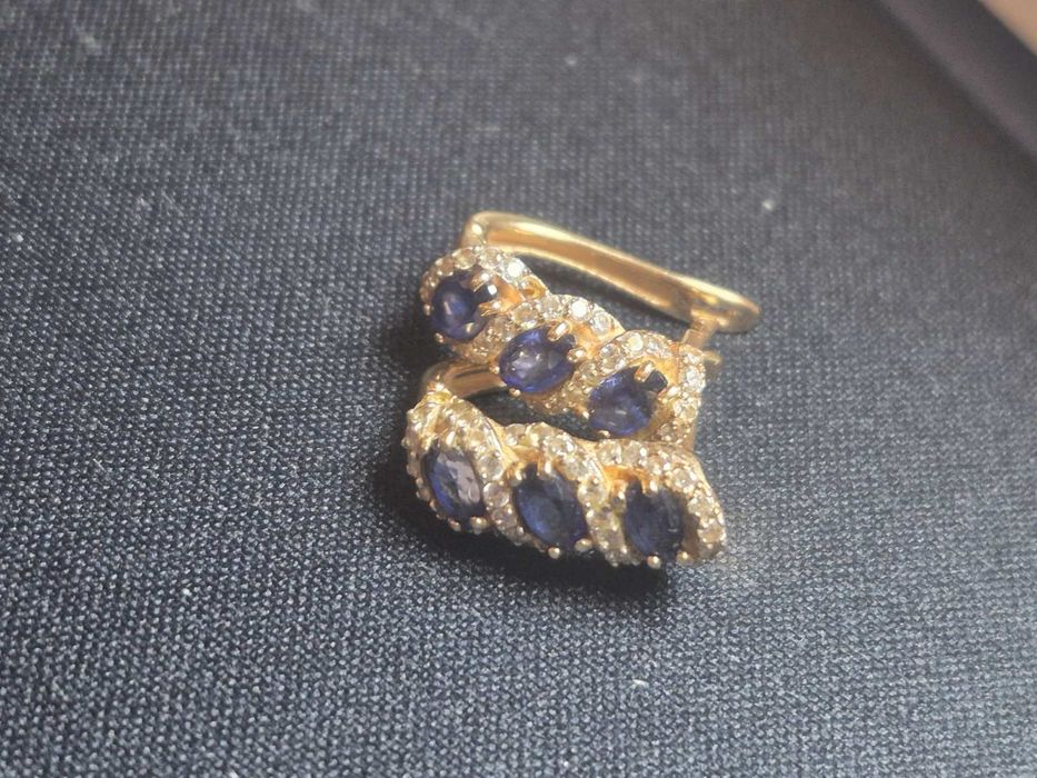 Сережки з червоного золота з сапфіром (КЮЗ) 585 проба Вага: 4.32 г