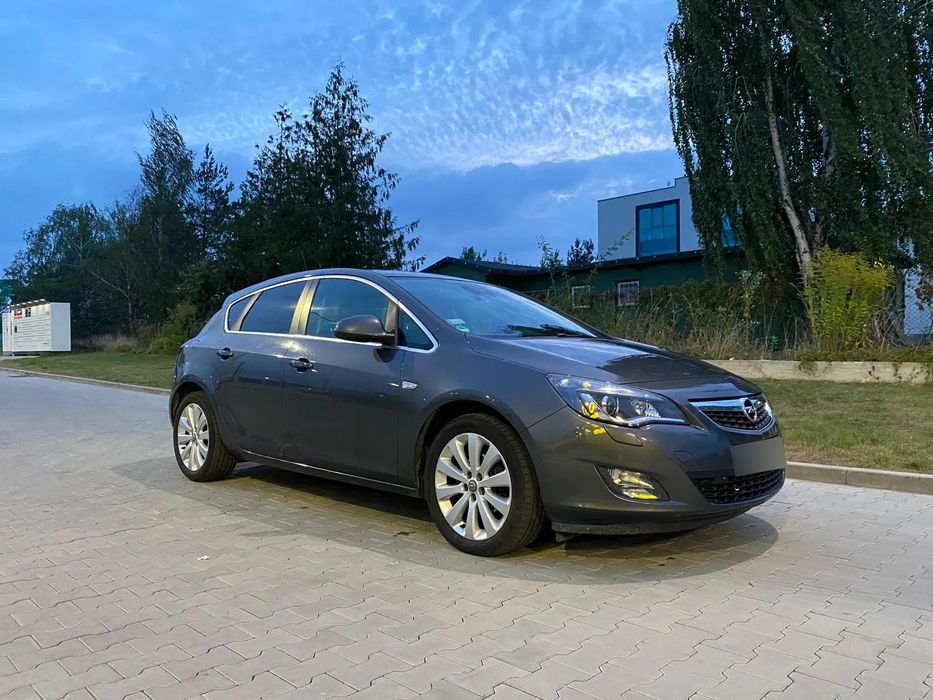 Opel Astra Opel Astra J Cosmo 1.4 Turbo 140 KM