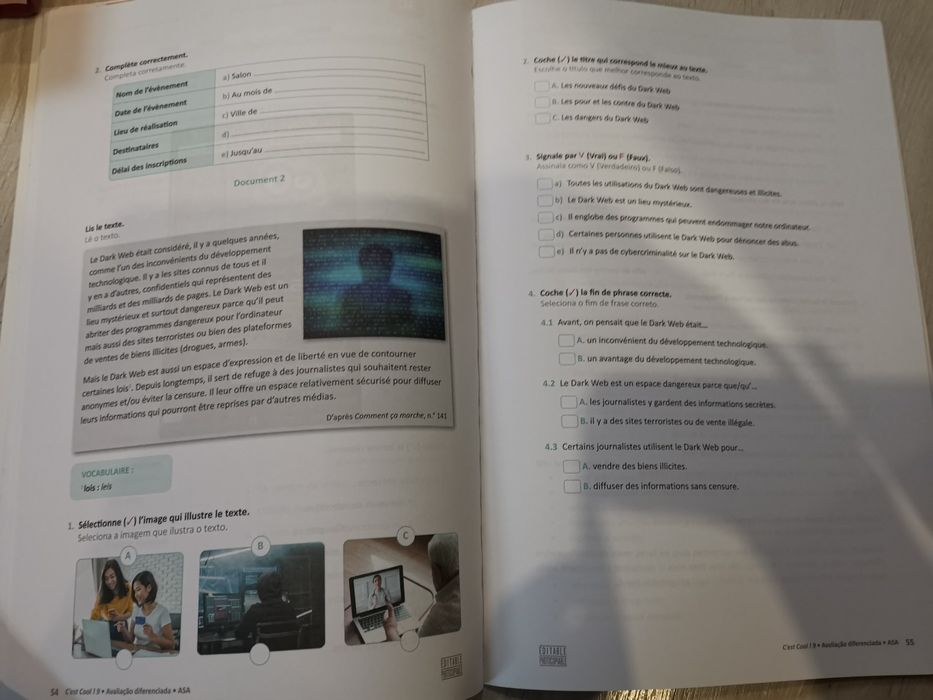 Caderno novo "Avaliação diferenciada" C'est cool 9