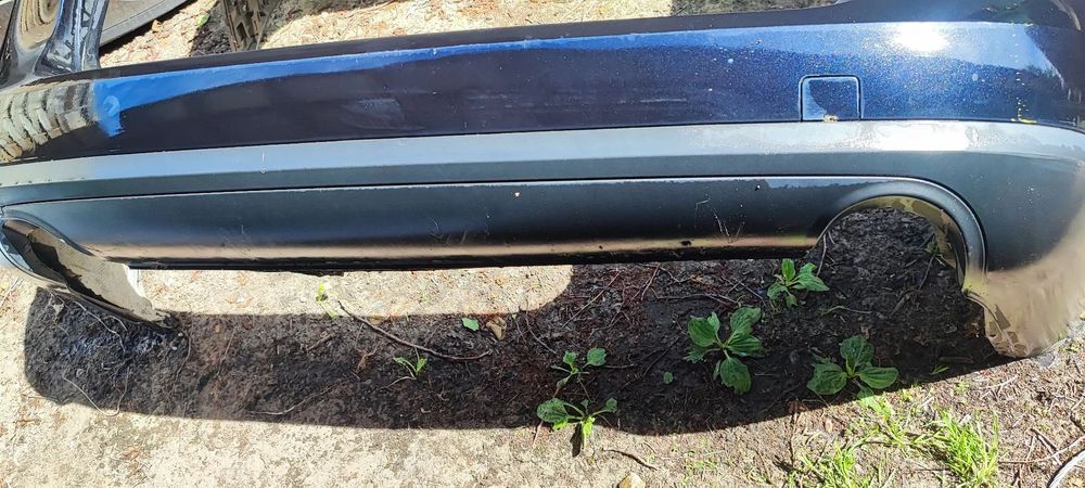 VW PASSAT B6 zderzak tyl  czarny Lc9x  na 2 wydechy