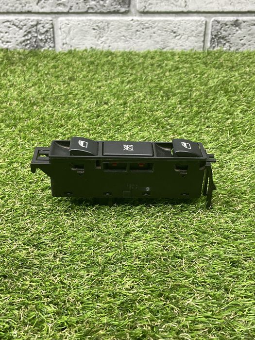 Кнопка ЕСП BMW E46 Седан/Універсал Код:277