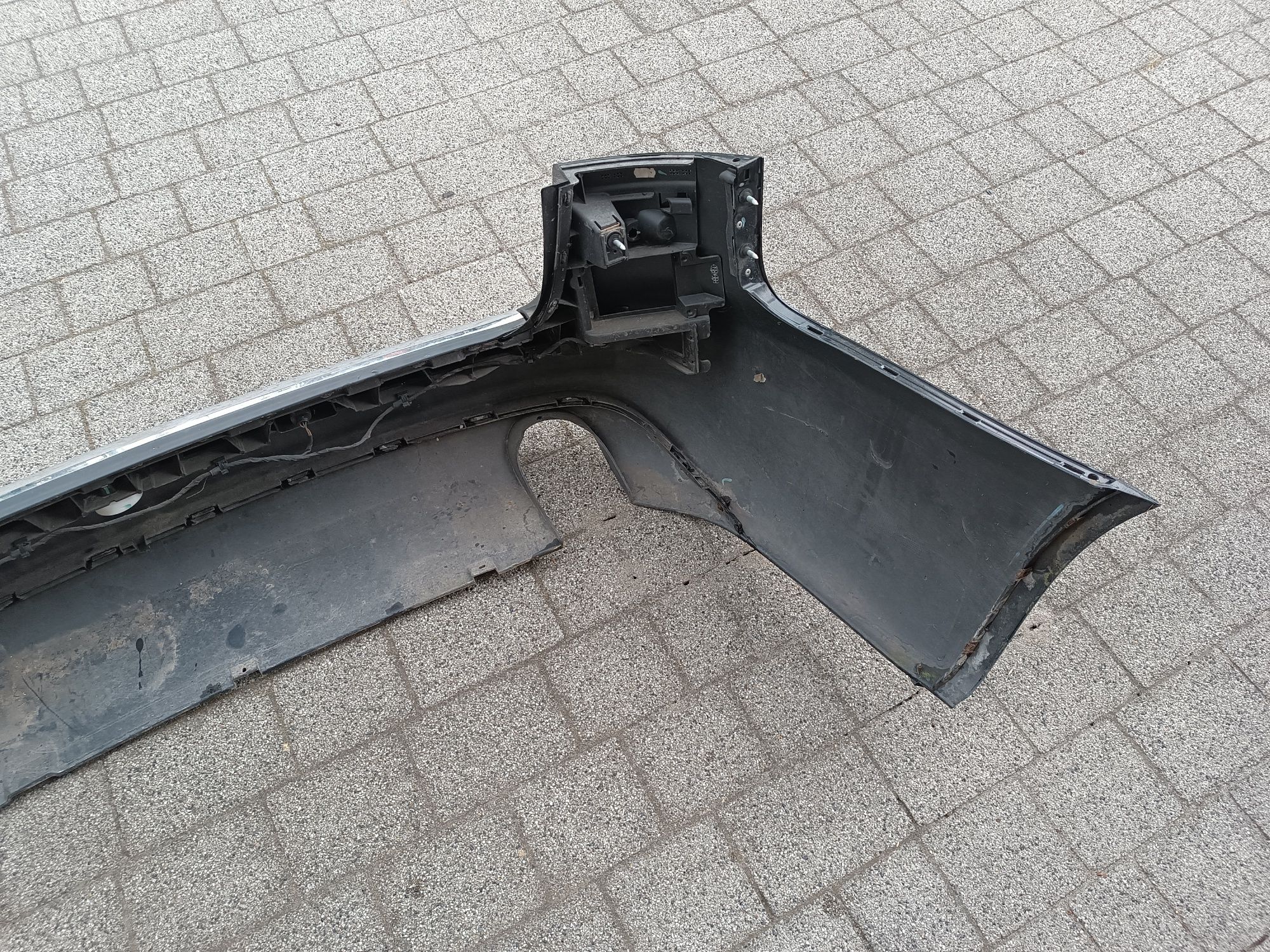 Audi A6 C6 Avant Kombi lift - Zderzak tył tylny kpl. PDC LZ9Y