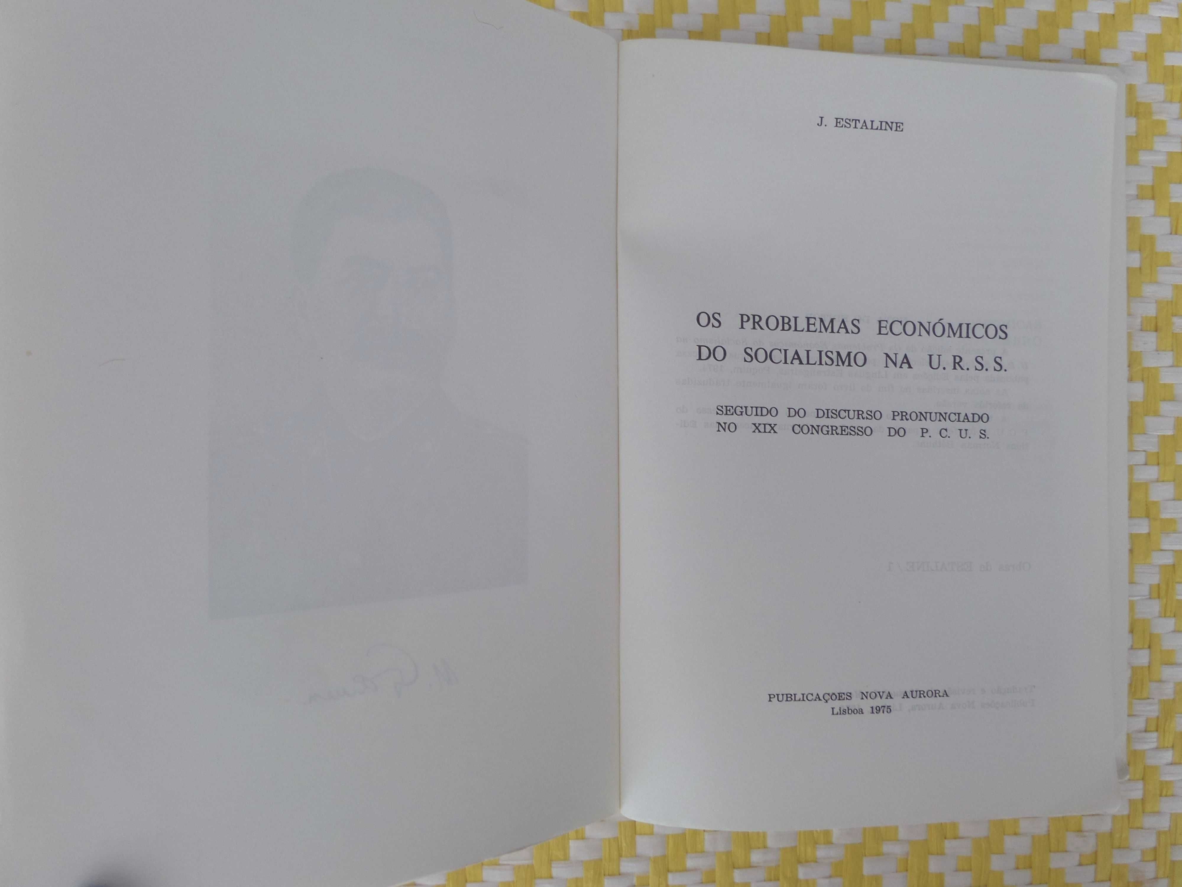 Problemas económicos do socialismo na URSS
José Estaline