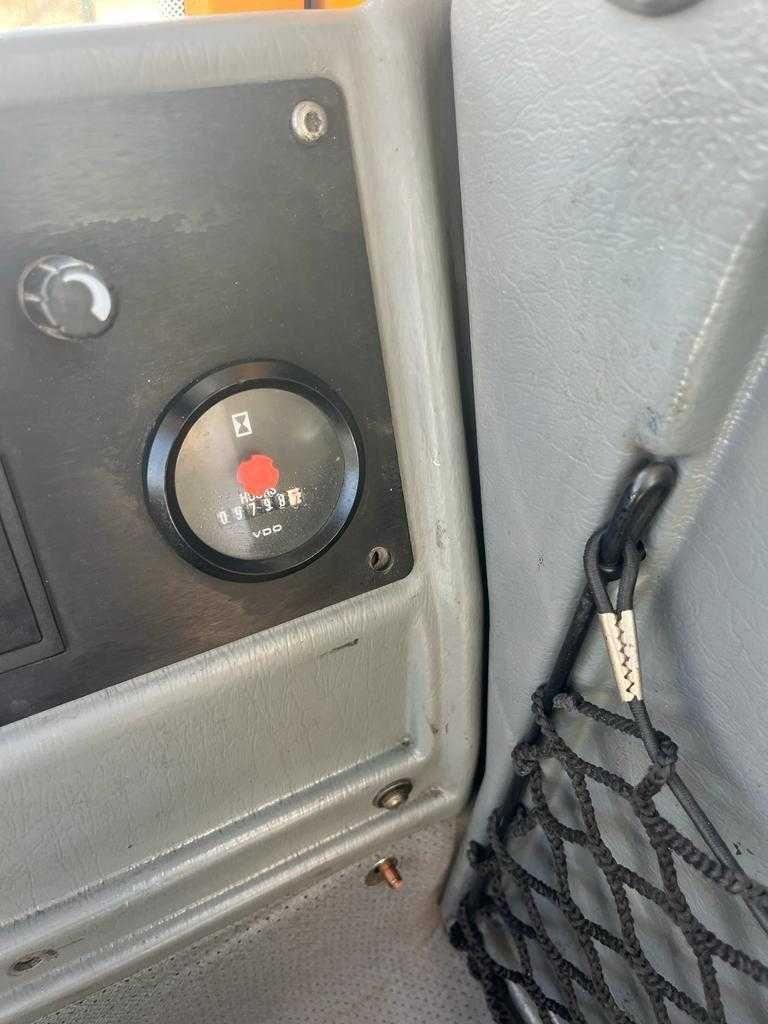 Volvo L120E Pá-Carregadora
