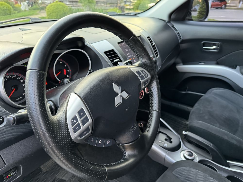 Mitsubishi outlander xl
