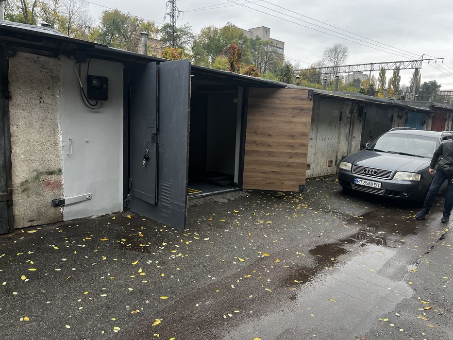 Продам гараж Караваеві дачі Новопольова 2а , Польова 75, ГК Либідь 91