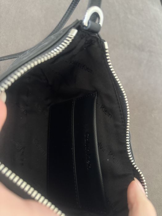 Calvin Klein чорна сумка