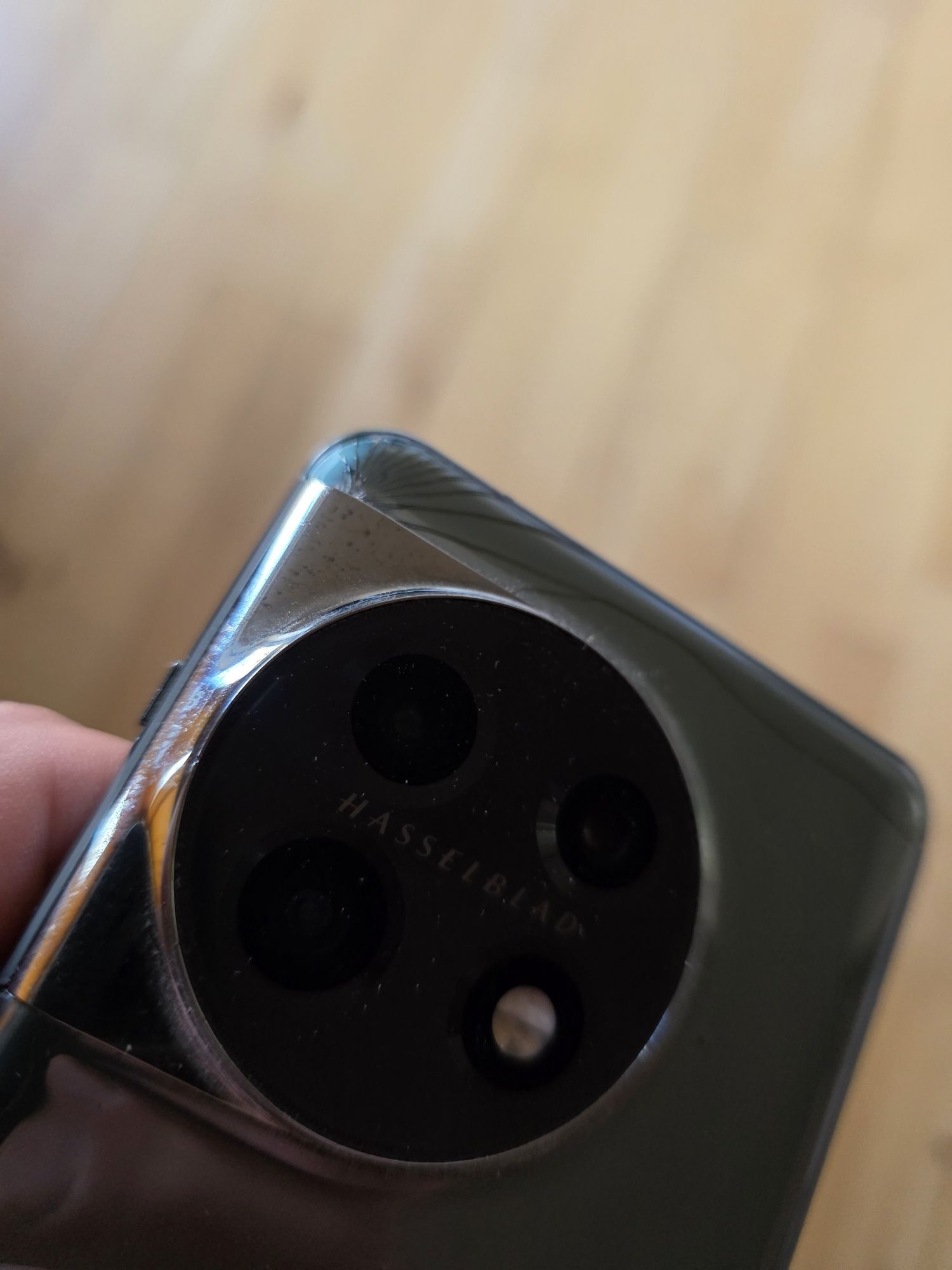 OnePlus 11 256 delikatnie uszkodzony.