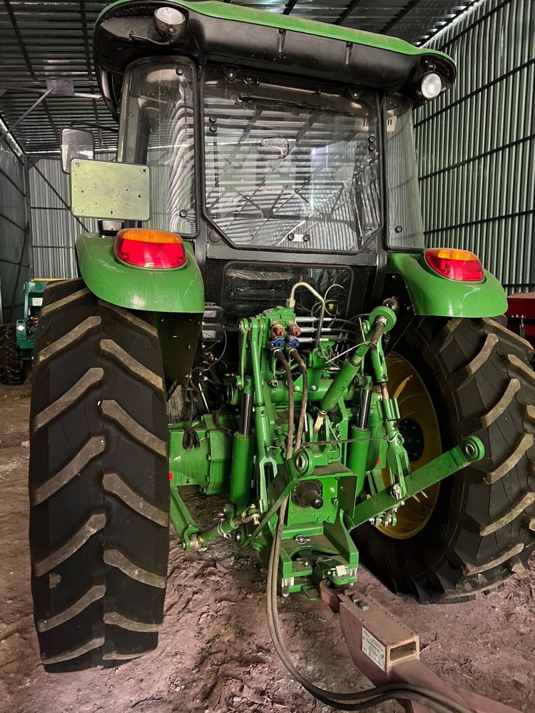 Трактор John Deere 6110B 2022р. стан нового