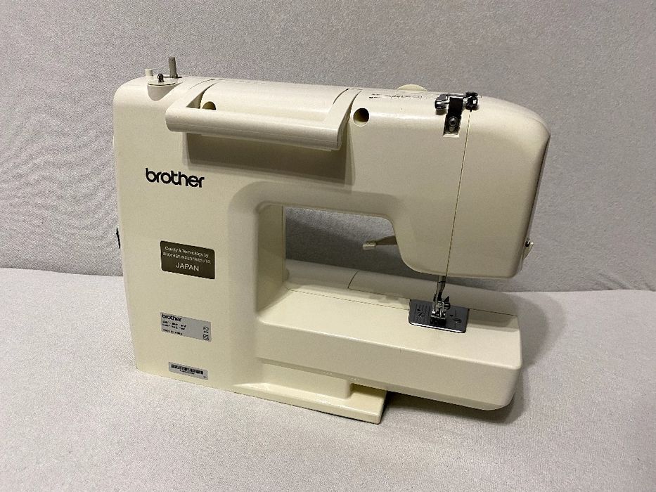 Швейная машинка Brother XL5050 швейна машина