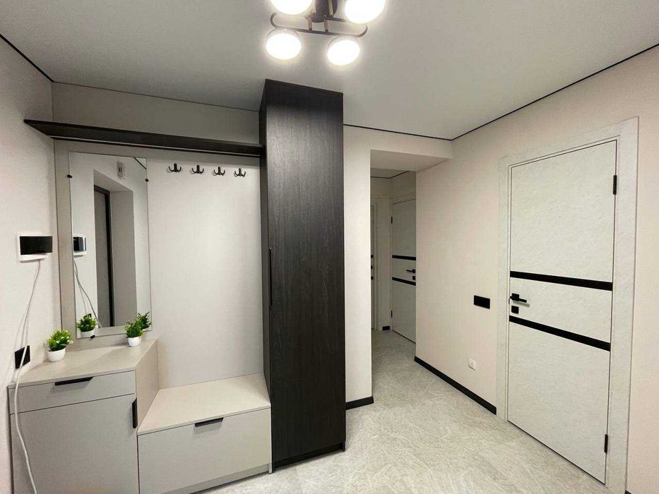 2 кімн вул. Галицька. Новобудова. Сучасний ремонт.