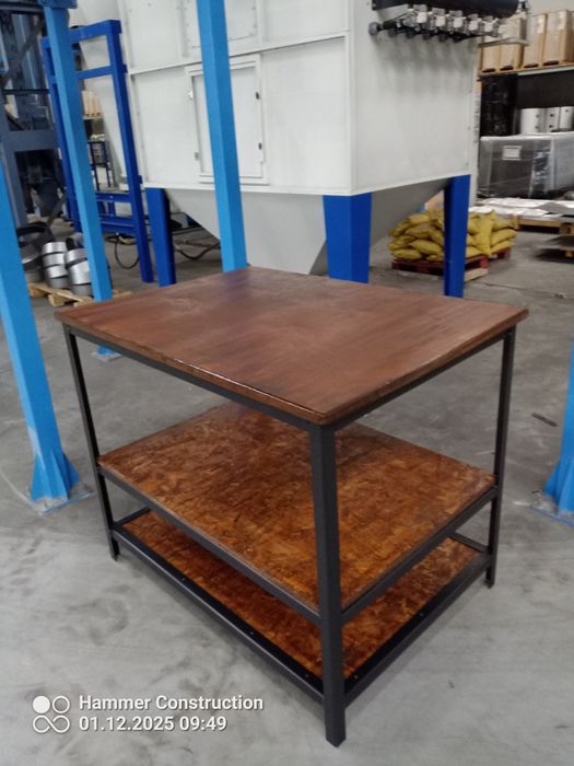 Stół z wielorakim zastosowaniem