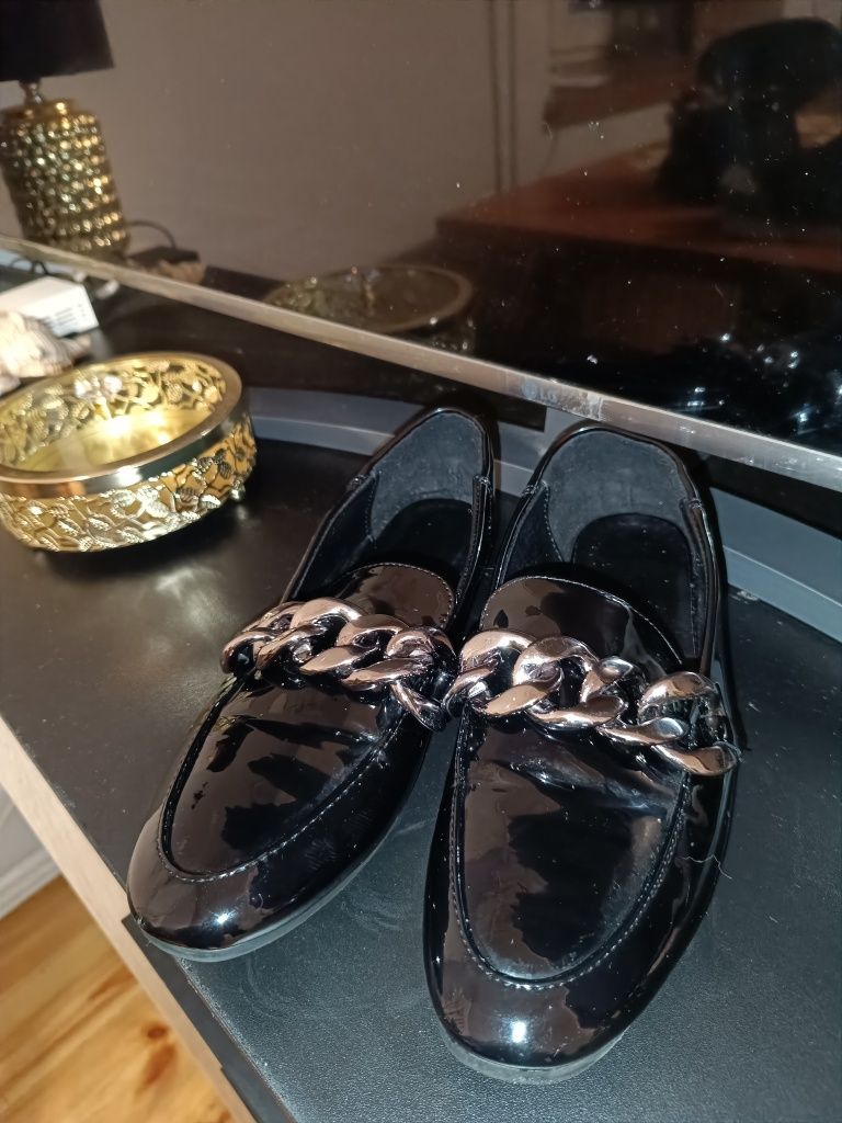 Buty damskie 38 mokasynki CCC gruby łańcuch