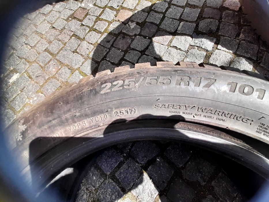 Резина зимняя KUMHO  225/55/R17  2шт