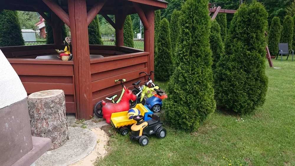 Komfortowe pokoje w górach z aneksami kuchennymi , wannami , łożami