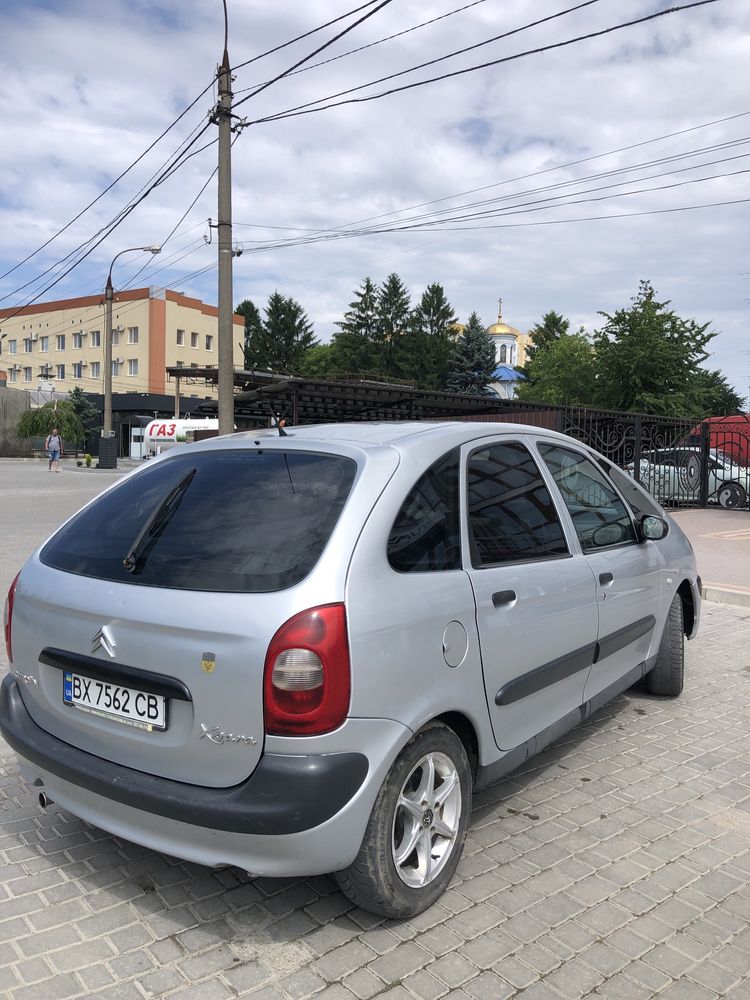 Сітроєн пікасо 2002р продаж