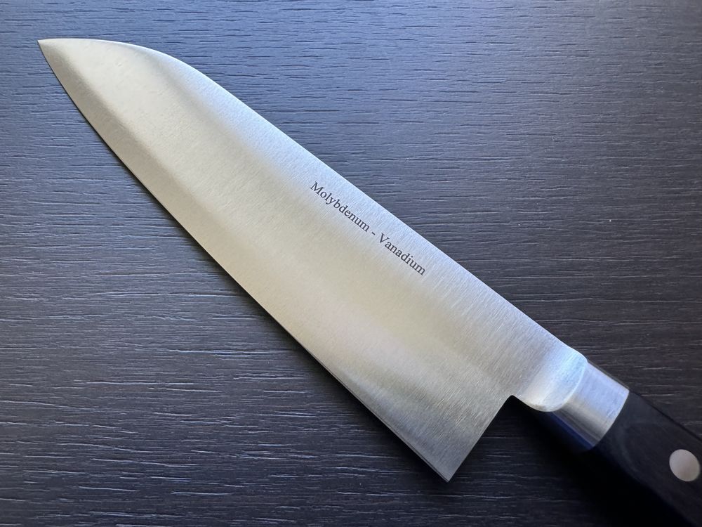 Японський професійний кухонний ніж сантоку Masamoto AT