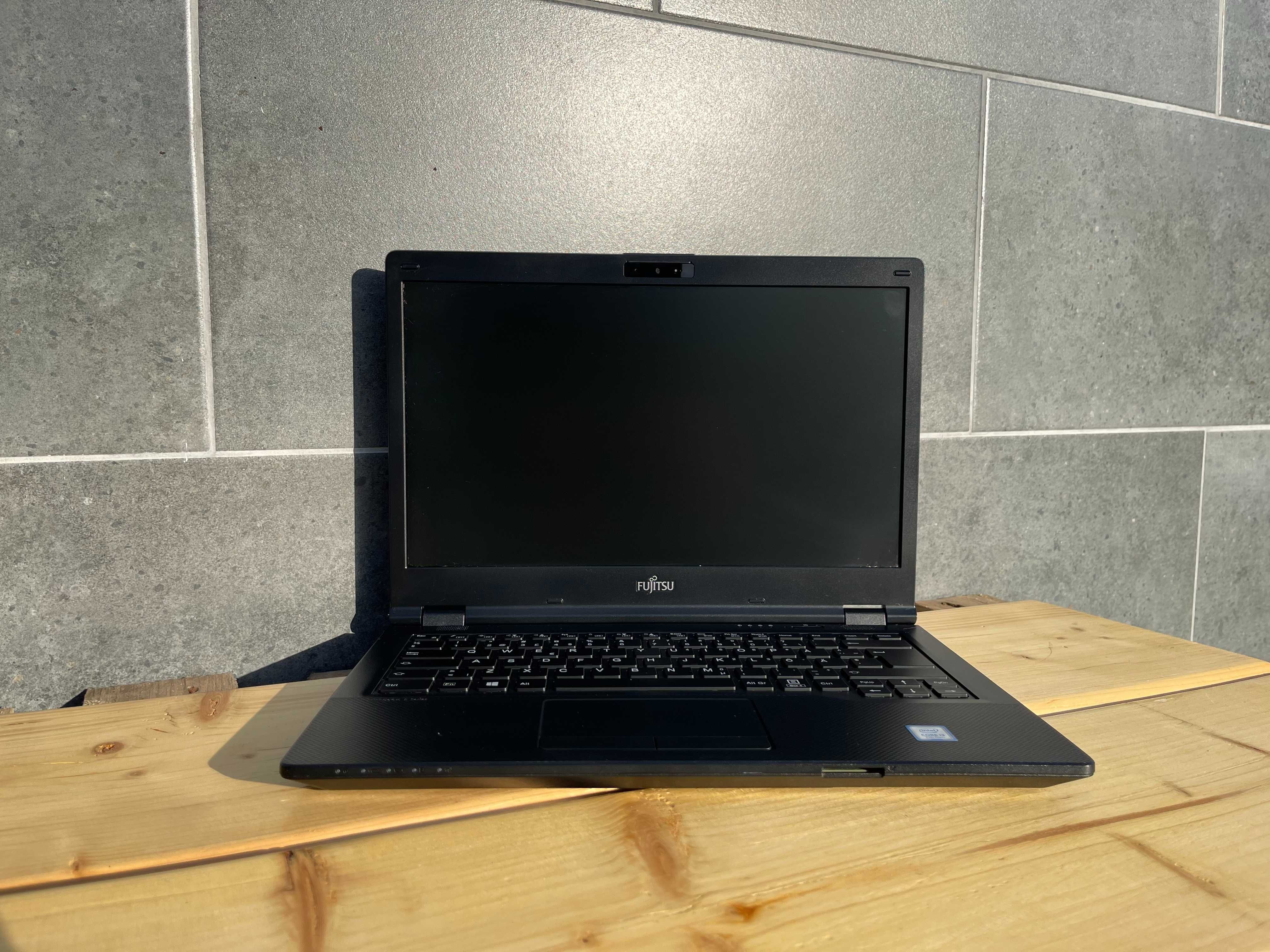 Ноутбук Fujitsu LIFEBOOK E449/i3-7020U/8/SSD256/14"/HD/Гарантія 200шт.