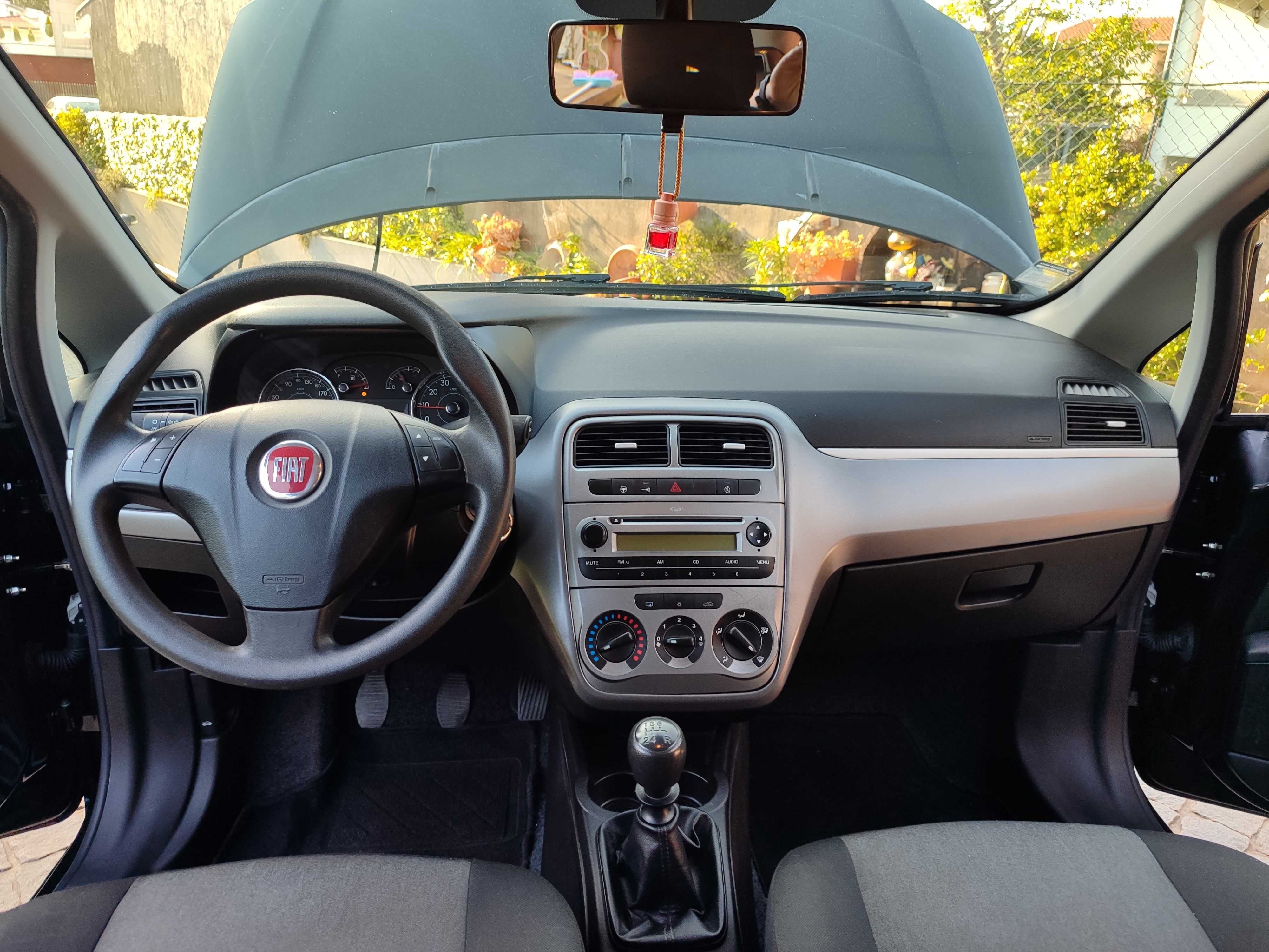 Vendo Fiat Punto 1.2 easy S&S de 2012