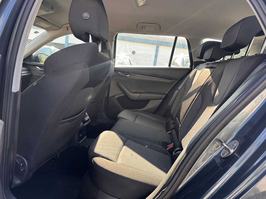 SKODA OCTAVIA IV 1.4 TSI RS iV Híbrido de 2021