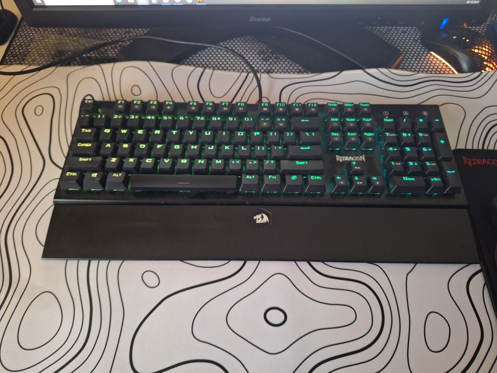 Zestaw Klawiatura model K569RGB+ mysz Redragon model M602-KS