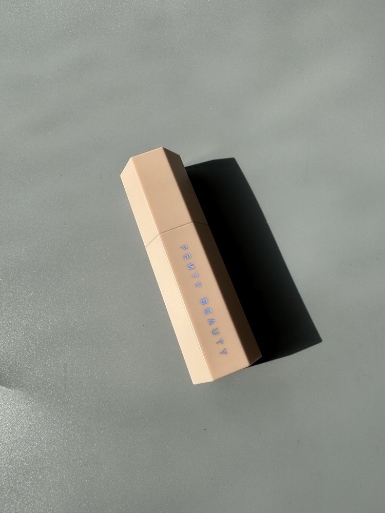 Кремовий скульптор Fenty Beauty відтінок Mocha