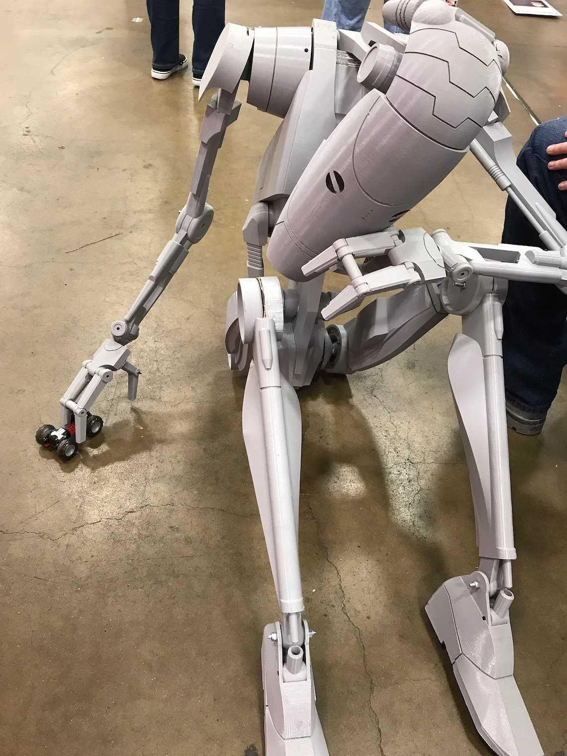2 Metrowy Droid B1 - Gwiezdne Wojny 1:1
