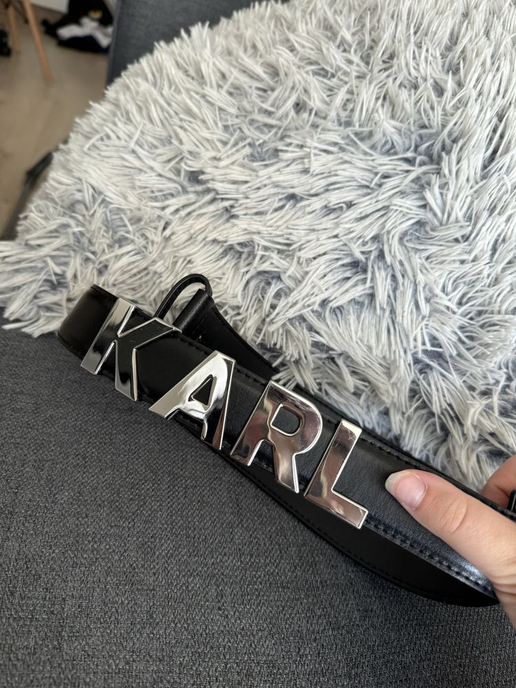 modny damski pasek karl lagerfeld czarny skorzany srebrny logo