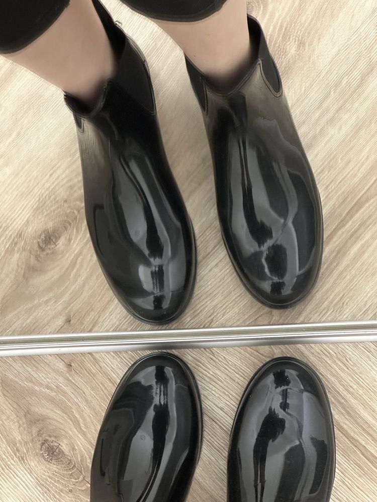 Резинові італійські гумові чоботи 40 розміру
