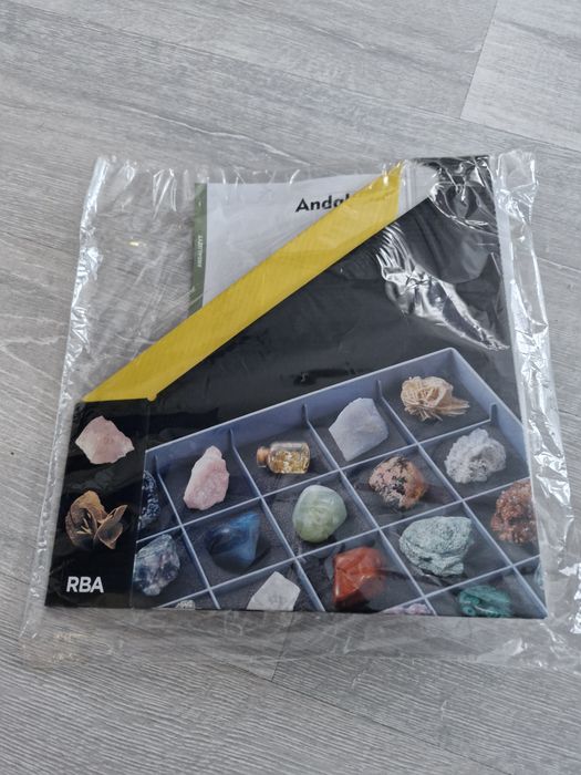 Minerały świata- Agat niebieski