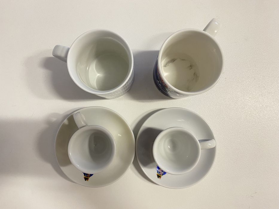 Conjunto canecas e chávenas de café F.C.P.