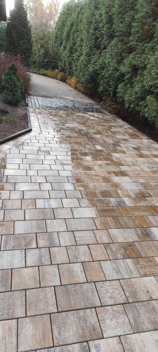 Układnie kostki brukowej