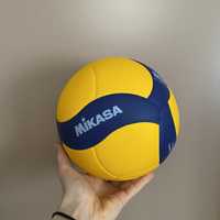 Мяч волейбольний mikasa v300w mva 200 molten legend