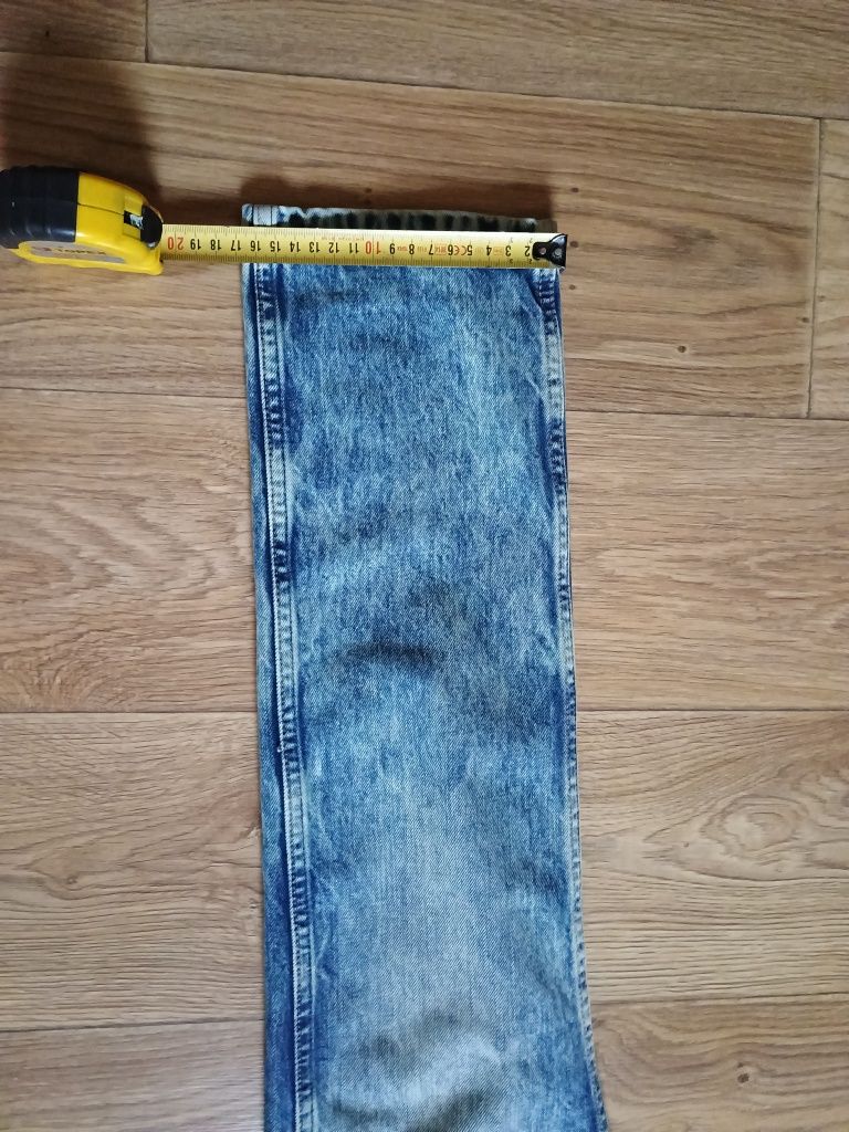 Джинсы Levi's  orange tab