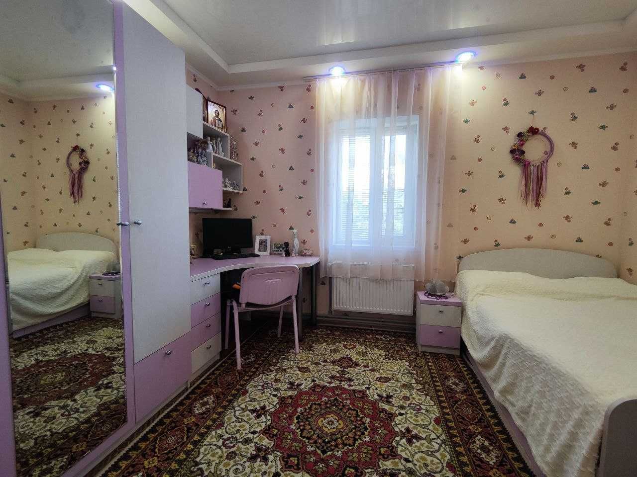 Продам будинок на ж/м Сокыл-2.