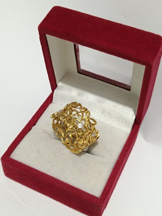 Złoty pierścionek Łączka z cyrkoniami roz.15-17 złoto 333