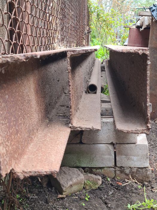 Продам швелер 24