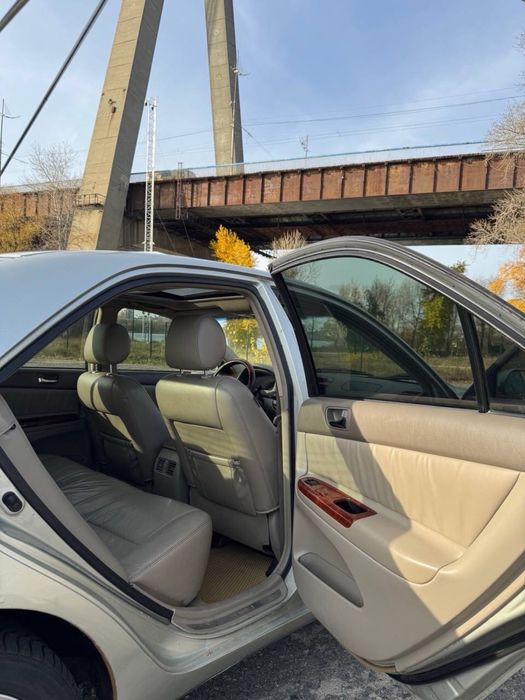 Toyota Camry v30 2.4  Торг