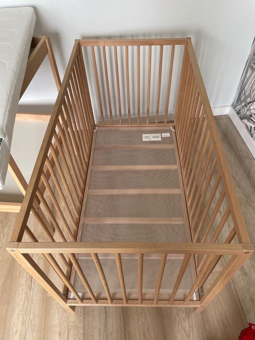 Łóżeczko SNIGLAR 120/60 plus materac SKÖNAST