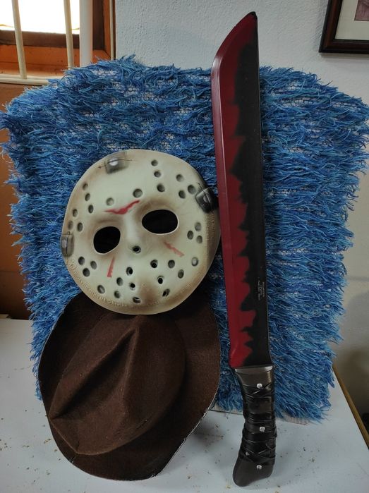 Halloween - Freddy vs Jason (máscara e acessórios)