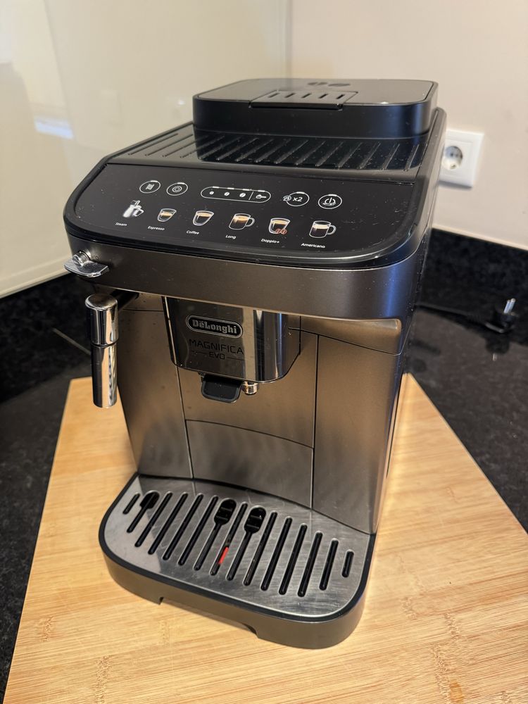 De'Longhi Magnifica Evo ECAM290.42.TB Titanium