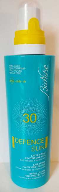 Mleczko spray DEFENCE SUN 30 (200ml)